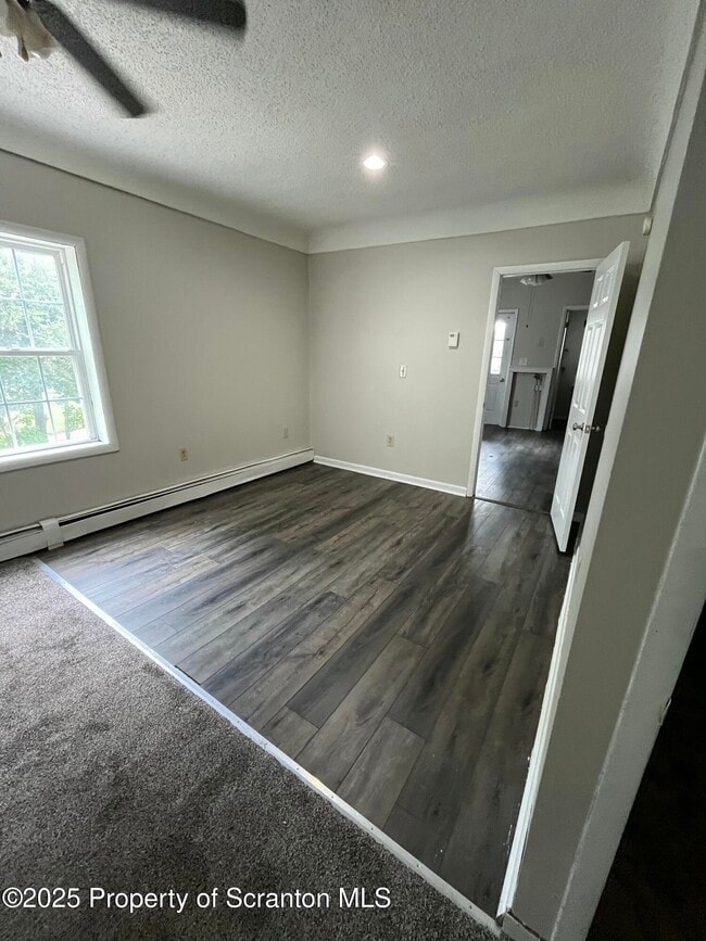1206 Main St in Dickson City, PA - Building Photo - Building Photo