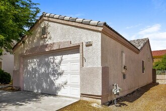 3830 Canary Creek Ave in North Las Vegas, NV - Building Photo - Building Photo