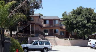 Auburn 2019 in San Diego, CA - Building Photo