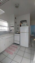 31 1/2 Clubhouse Ave in Los Angeles, CA - Building Photo - Building Photo