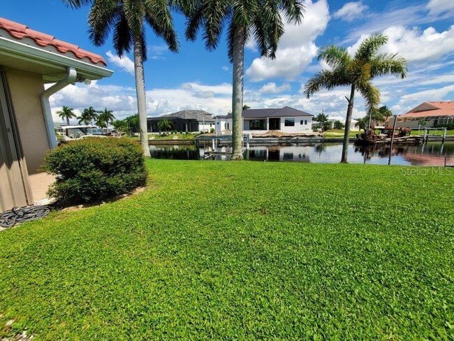 1200 Mineo Dr in Punta Gorda, FL - Building Photo - Building Photo