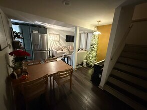 1107 E Glen Ave in Peoria Heights, IL - Foto de edificio - Building Photo