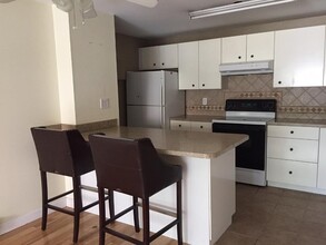 16 Mayberry Dr in Westborough, MA - Building Photo - Building Photo
