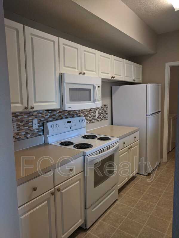 5530 Metrowest Blvd in Orlando, FL - Building Photo - Building Photo