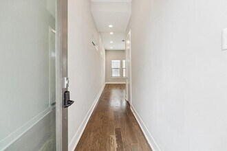 614 Thornton Rd in Houston, TX - Building Photo - Building Photo