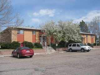 4712 E 12th St in Cheyenne, WY - Foto de edificio - Building Photo