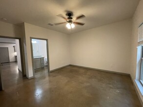 4074 County Rd 152 W in Bullard, TX - Building Photo - Building Photo