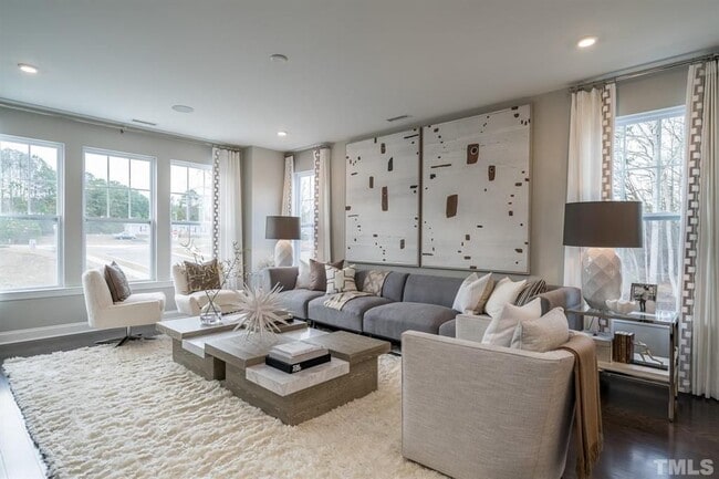 2806 Austin Fls Sta in Apex, NC - Building Photo - Building Photo