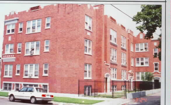 5549-5553 N Spaulding Ave in Chicago, IL - Building Photo