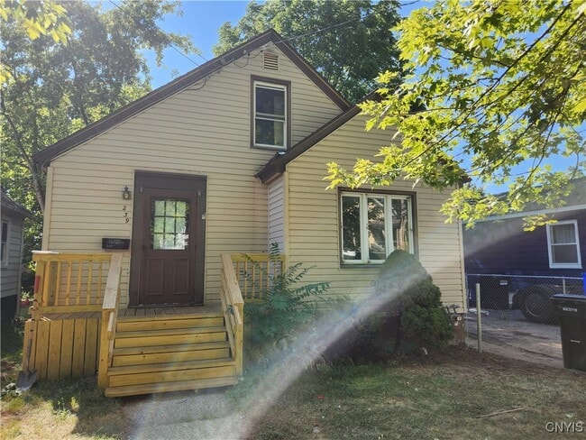 property at 239 N Midler Ave