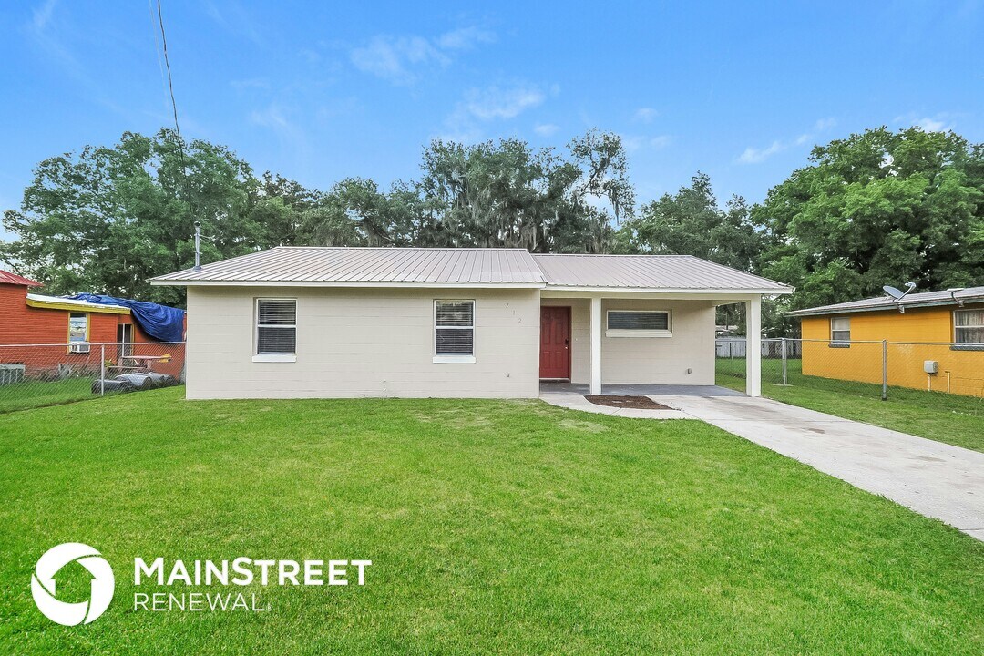 712 W Madison St in Plant City, FL - Building Photo