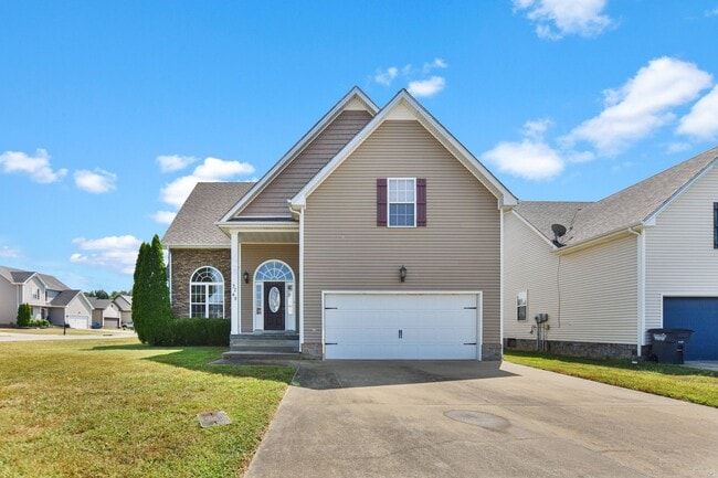 property at 3749 Silver Fox Ct