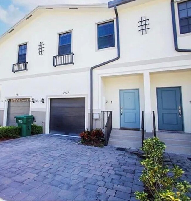 property at 757 SW 11th St