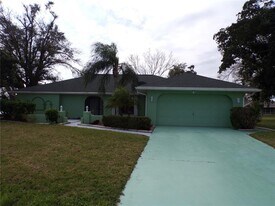 2437 Greenland Ct in Punta Gorda, FL - Building Photo