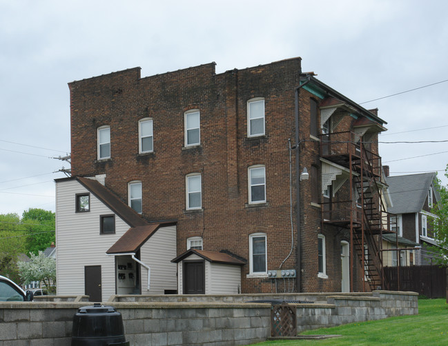 510 E 9th St in Clearfield, PA - Building Photo - Building Photo