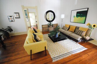 2110 San Gabriel St in Austin, TX - Building Photo - Building Photo