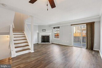 1305 Riverwood Way in Riviera Beach, MD - Building Photo - Building Photo