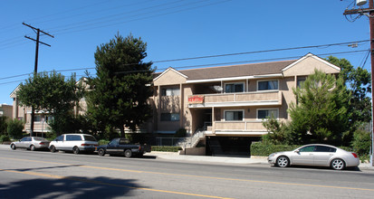 12535 Oxnard Street in North Hollywood, CA - Building Photo - Building Photo