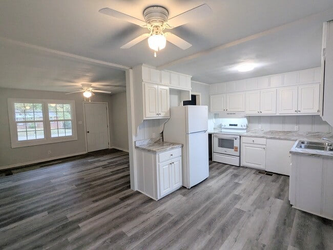 205 Hazel Rd in Ripley, MS - Building Photo - Building Photo