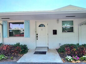 3101 Albatross Rd in Delray Beach, FL - Building Photo