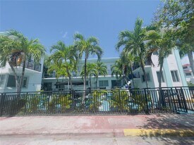 8100 Harding Ave in Miami Beach, FL - Building Photo