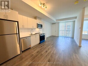 1680 Victoria Park Ave in Toronto, ON - Building Photo - Building Photo