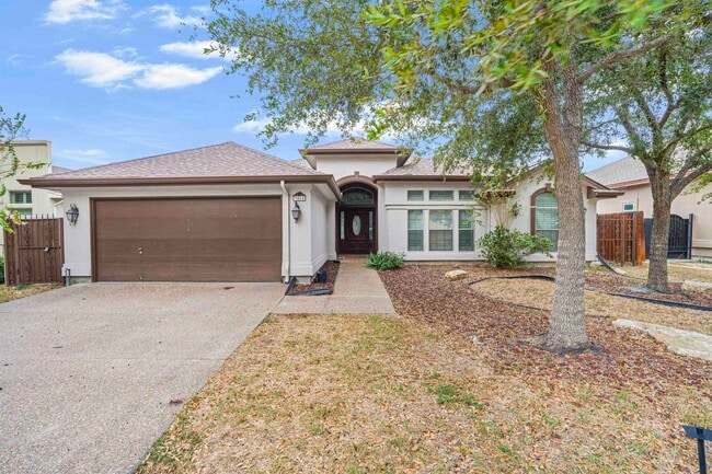 property at 3814 Sandcliff Dr