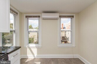 2207 Catharine St in Philadelphia, PA - Building Photo - Building Photo