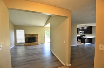 922 Cypress St in Manteca, CA - Building Photo - Building Photo