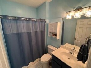 5154 East Liberty Park Circle in North Charleston, SC - Building Photo - Building Photo