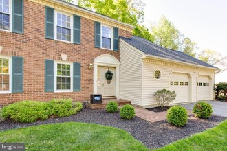 8531 Autumn Rust Rd in Ellicott City, MD - Building Photo - Building Photo