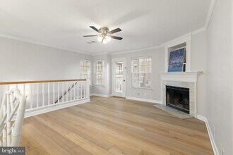 5824 Inman Park Cir in North Bethesda, MD - Building Photo - Building Photo