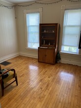 690 Monroe St in Oshkosh, WI - Building Photo - Building Photo