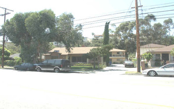 239-301 San Pascual Ave in Los Angeles, CA - Building Photo - Building Photo