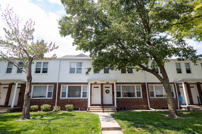 Broad Ripple Apartments in Indianapolis, IN - Building Photo - Building Photo