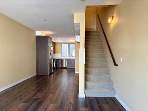 2407 S Holgate St in Seattle, WA - Building Photo - Building Photo