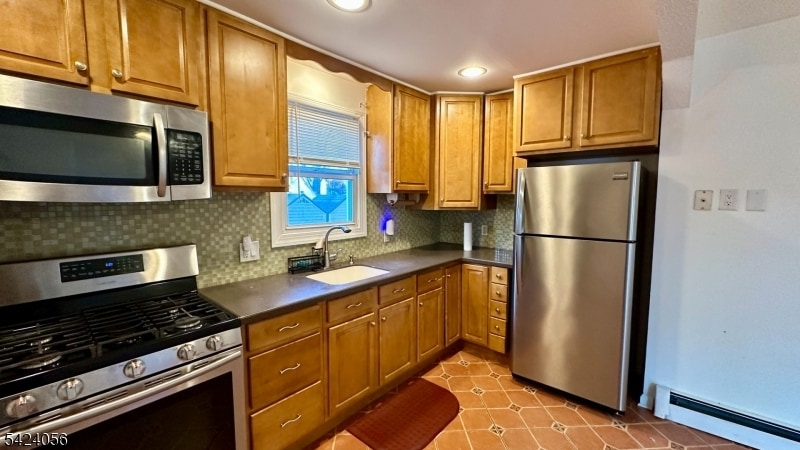 529 Valley Rd in Roselle Park, NJ - Building Photo