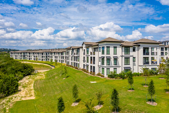 Oro Stone Oak in San Antonio, TX - Building Photo - Building Photo