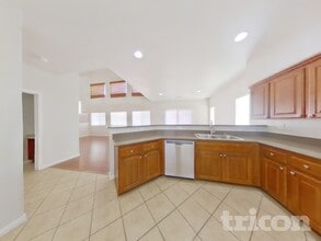 3618 Calendula Canyon Ct in North Las Vegas, NV - Foto de edificio - Building Photo