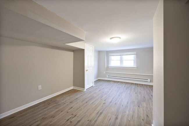 6630 Ogontz Ave in Philadelphia, PA - Building Photo - Building Photo