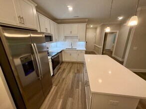 188 Gallery Dr in Spring Lake, NC - Building Photo - Building Photo