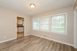 3135 Robin Rd in Decatur, GA - Building Photo - Building Photo