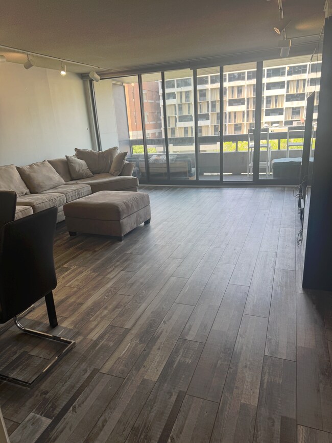 560 Commonwealth Ave, Unit Fenway Apartment