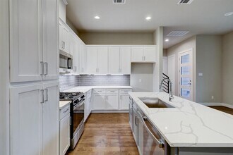 6207 Nuben St in Houston, TX - Building Photo - Building Photo