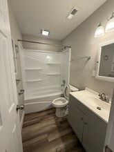 468 N Locust St, Unit 2 in Florence, AL - Building Photo - Building Photo