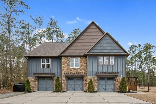 property at 613 Ellis Rd