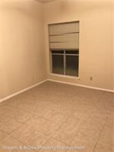 2450 Wickersham Ln in Austin, TX - Building Photo - Building Photo
