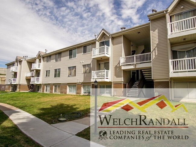2634 W 5625 S in Roy, UT - Foto de edificio - Building Photo