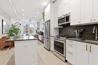 2812 13th St NW in Washington, DC - Building Photo - Building Photo