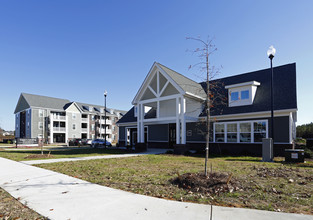 Cape's Landing Apartments in Fayetteville, NC - Building Photo - Building Photo